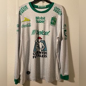 Leon football club long sleeve